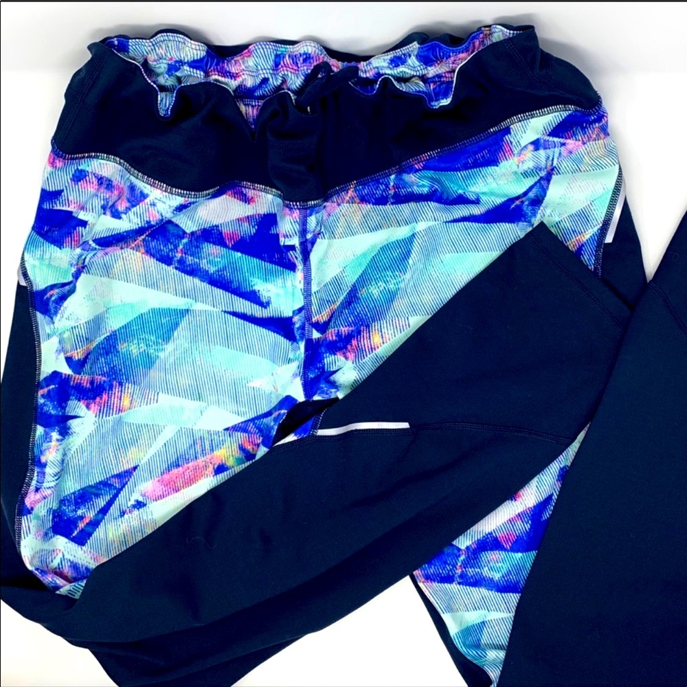 Athleta Navy patterned leggings size Large